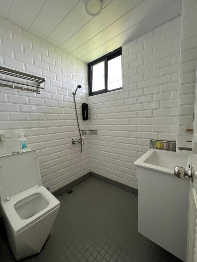 Back To Real Hostel T'ai-tung Zewnętrze zdjęcie